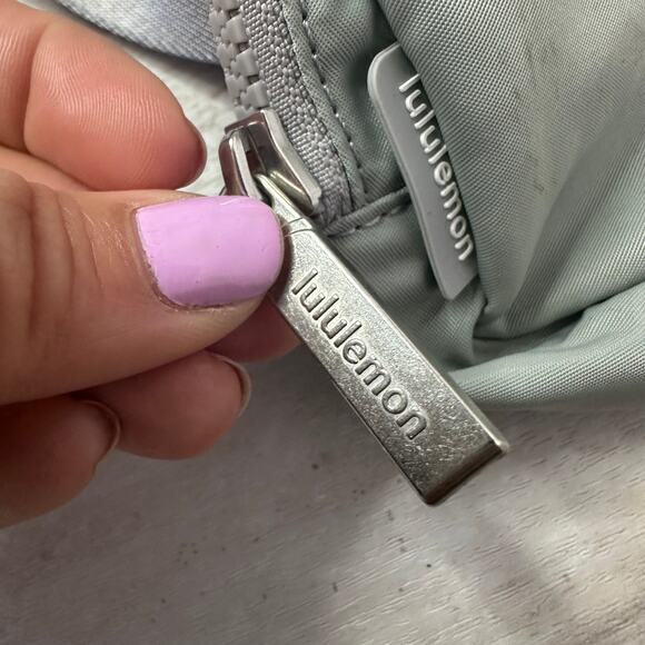 Lululemon Gray Belt Bag Fanny Pack - Picture 4 of 9